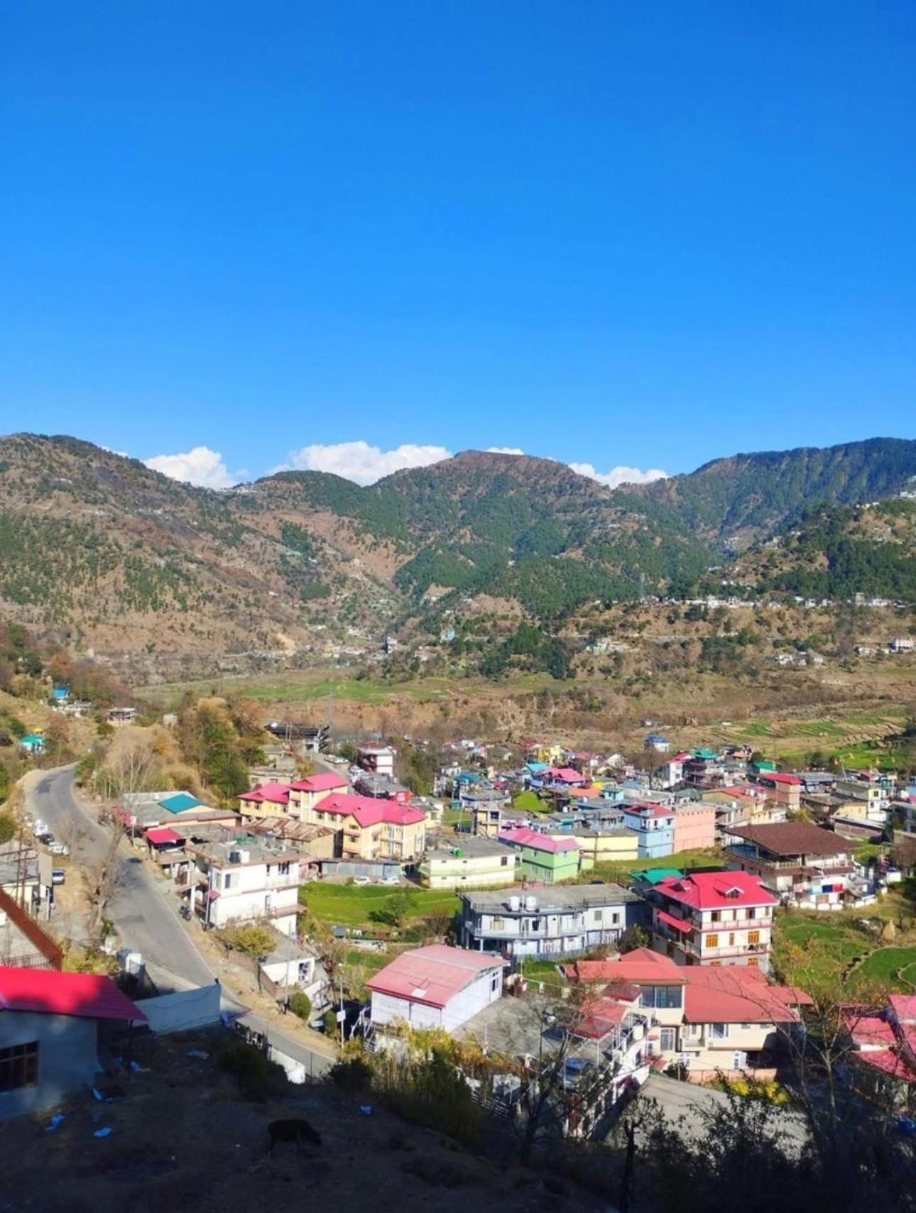 Aditya Homestay Dalhousie Exterior photo