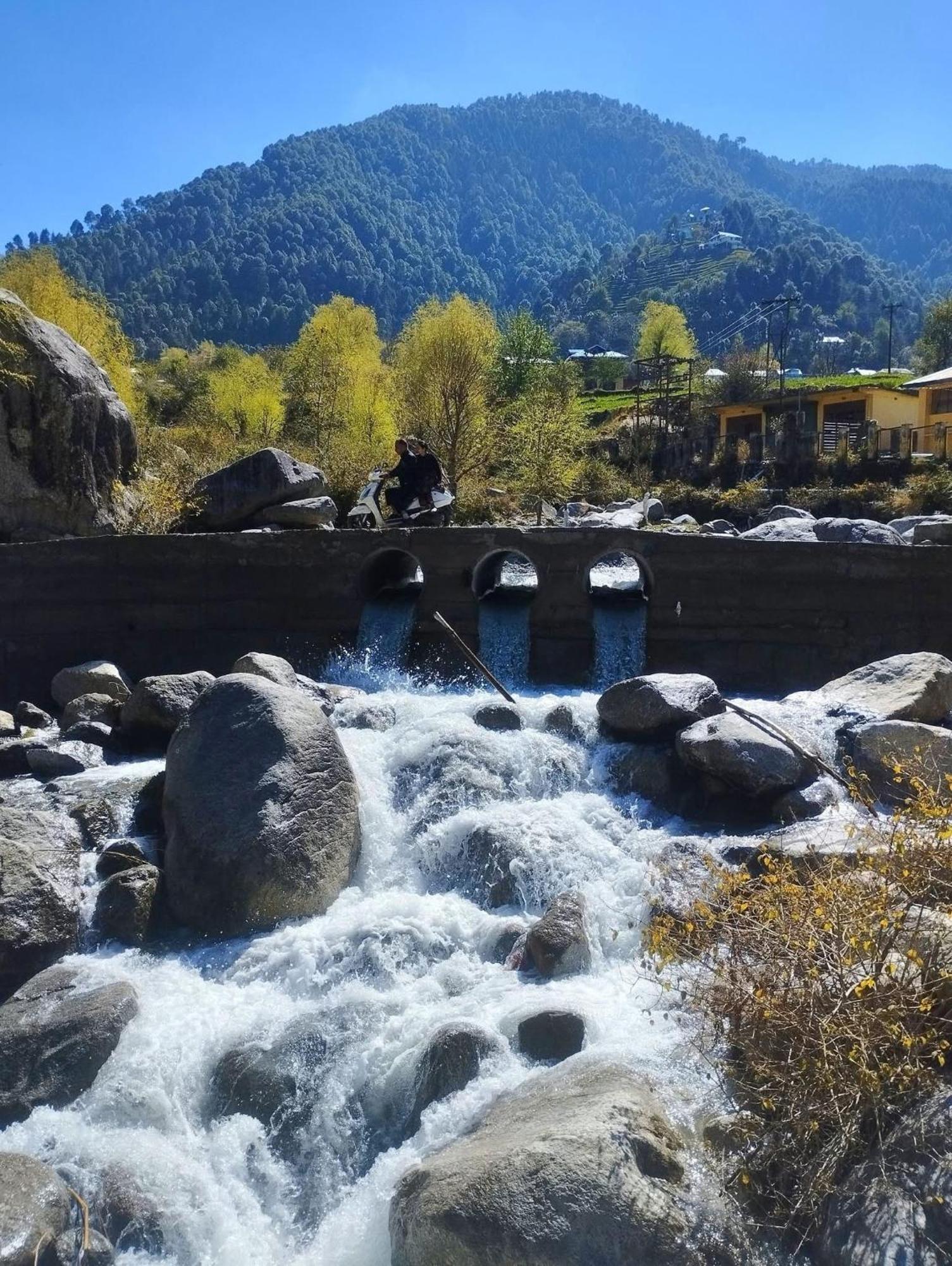 Aditya Homestay Dalhousie Exterior photo